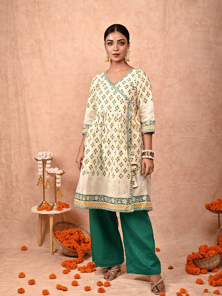 ZERESOUQ-Off-White-And-Green-Mallika-Chanderi-Silk-Kurta-Set