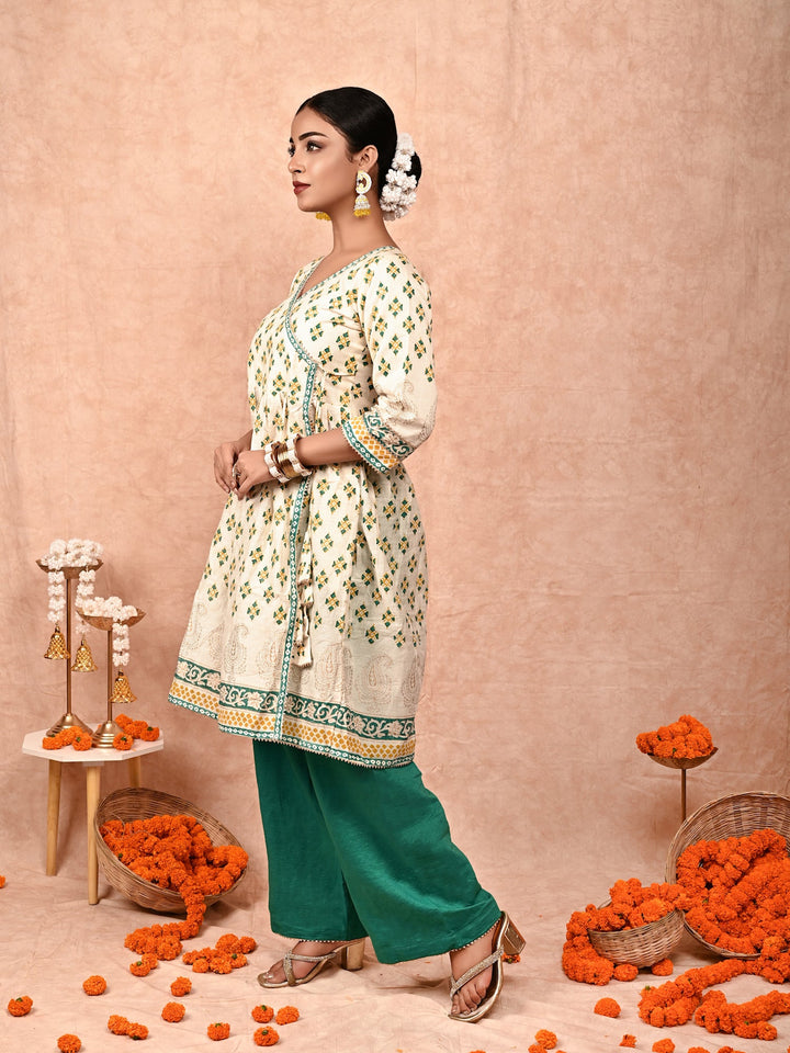 ZERESOUQ-Off-White-And-Green-Mallika-Chanderi-Silk-Kurta-Set