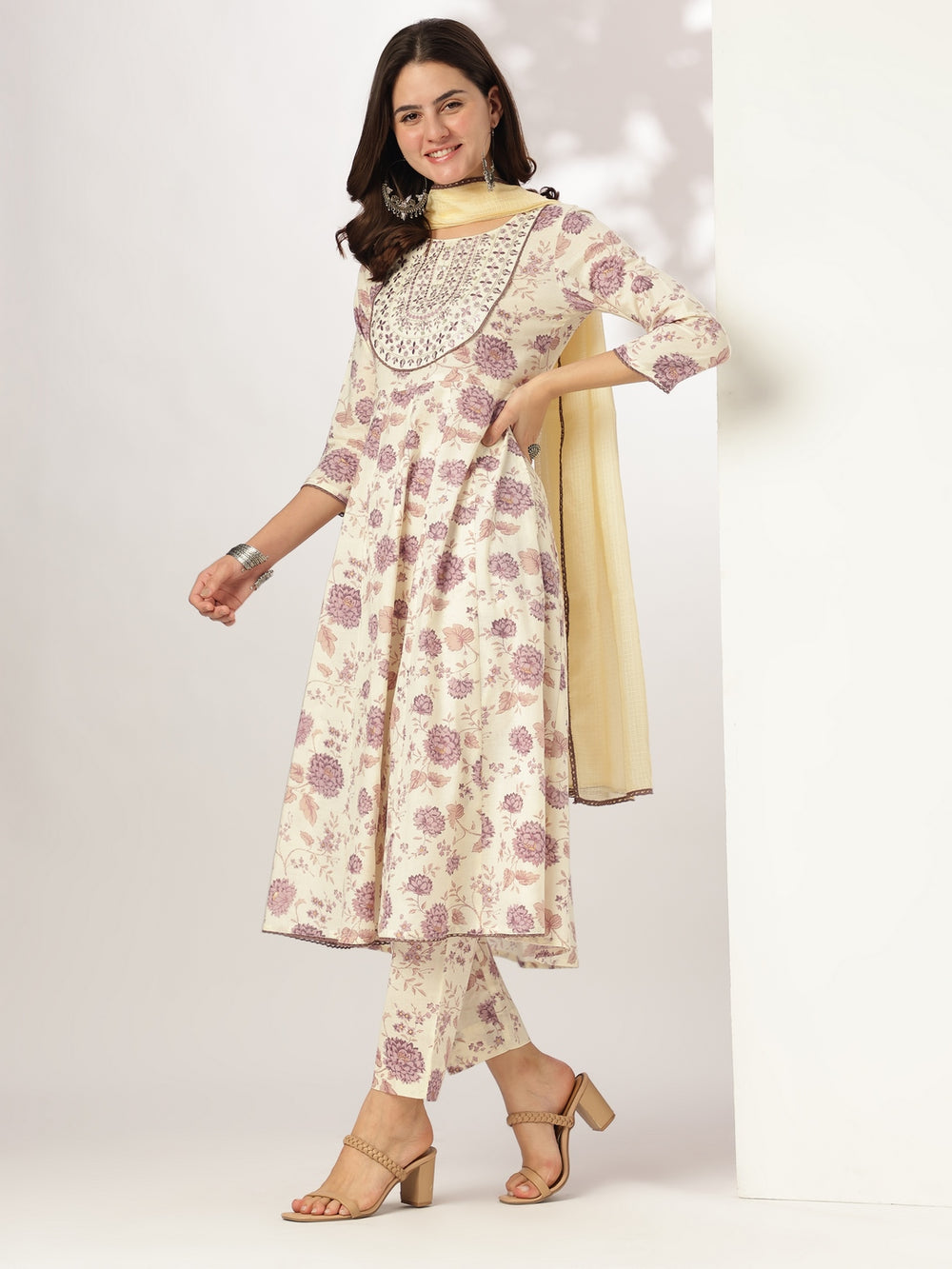Off-White-Cotton-Anarkali-Floral-Printed-Anarkali-Set