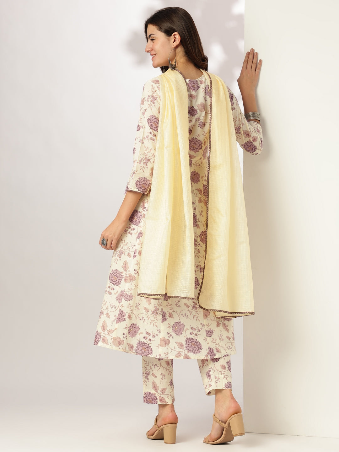 Off-White-Cotton-Anarkali-Floral-Printed-Anarkali-Set