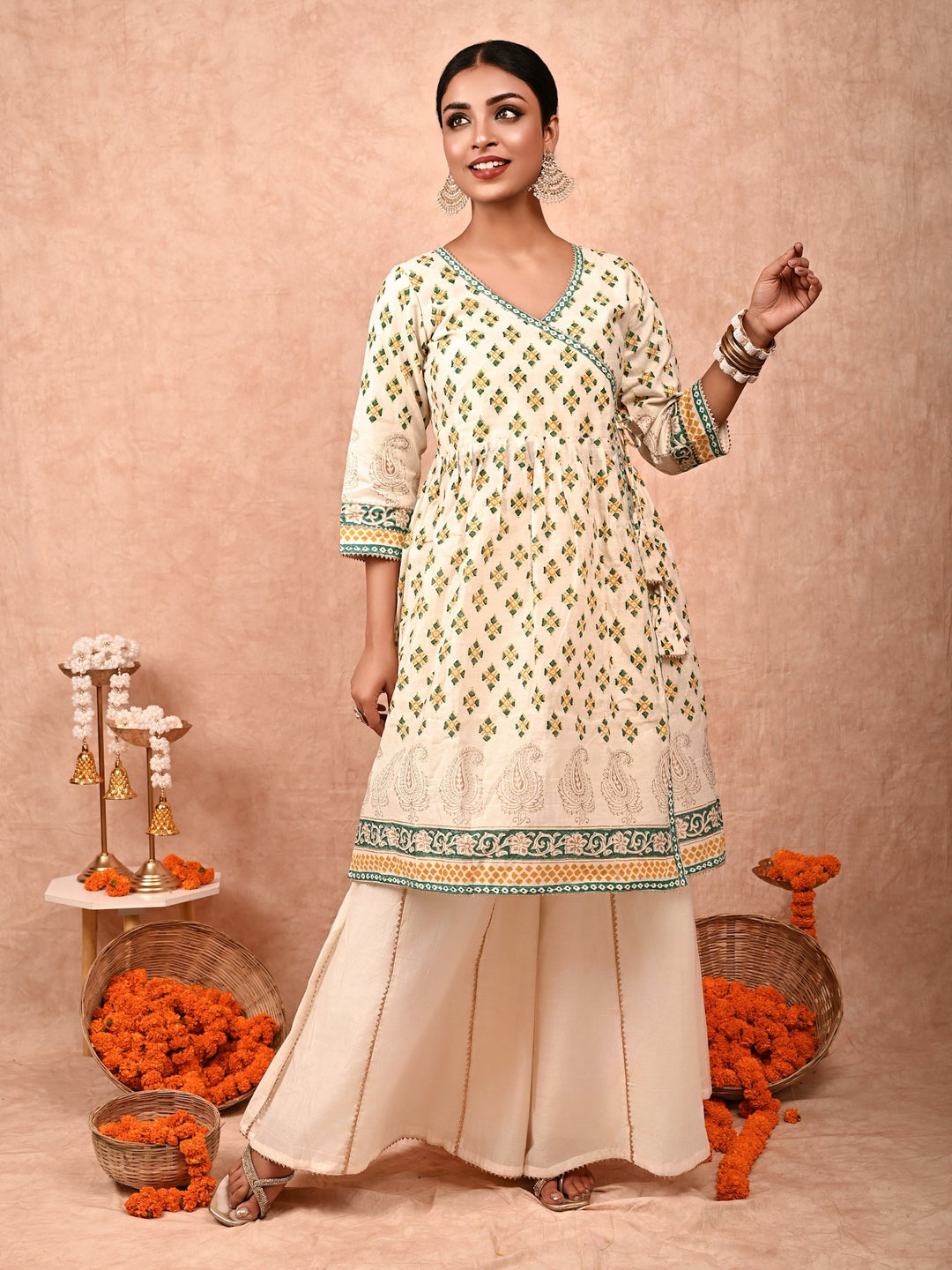 ZERESOUQ-Off-White-Tara-Chanderi-Silk-Kurta-Gharara-Set-(Set-Of-2)