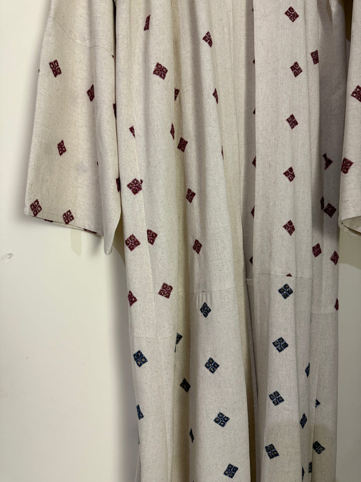 Off-White-Dual-Linen-Embroidered-Abaya-With-Sheila