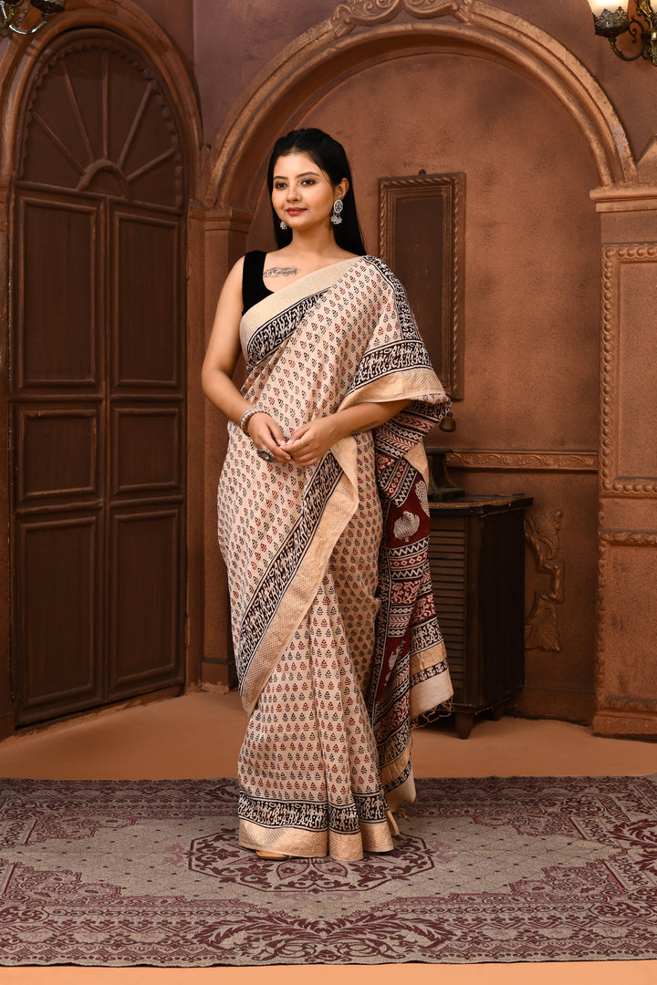 Off-White-Maheshwari-Cross-Border-Saree