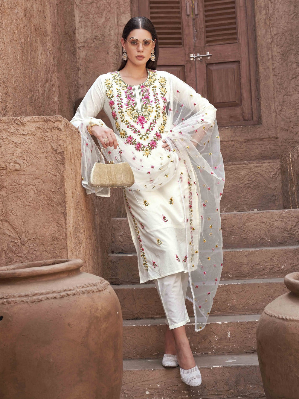 Off-White-Cotton-Multi-Thread-Embroidered-3-Piece-Kurta-Set