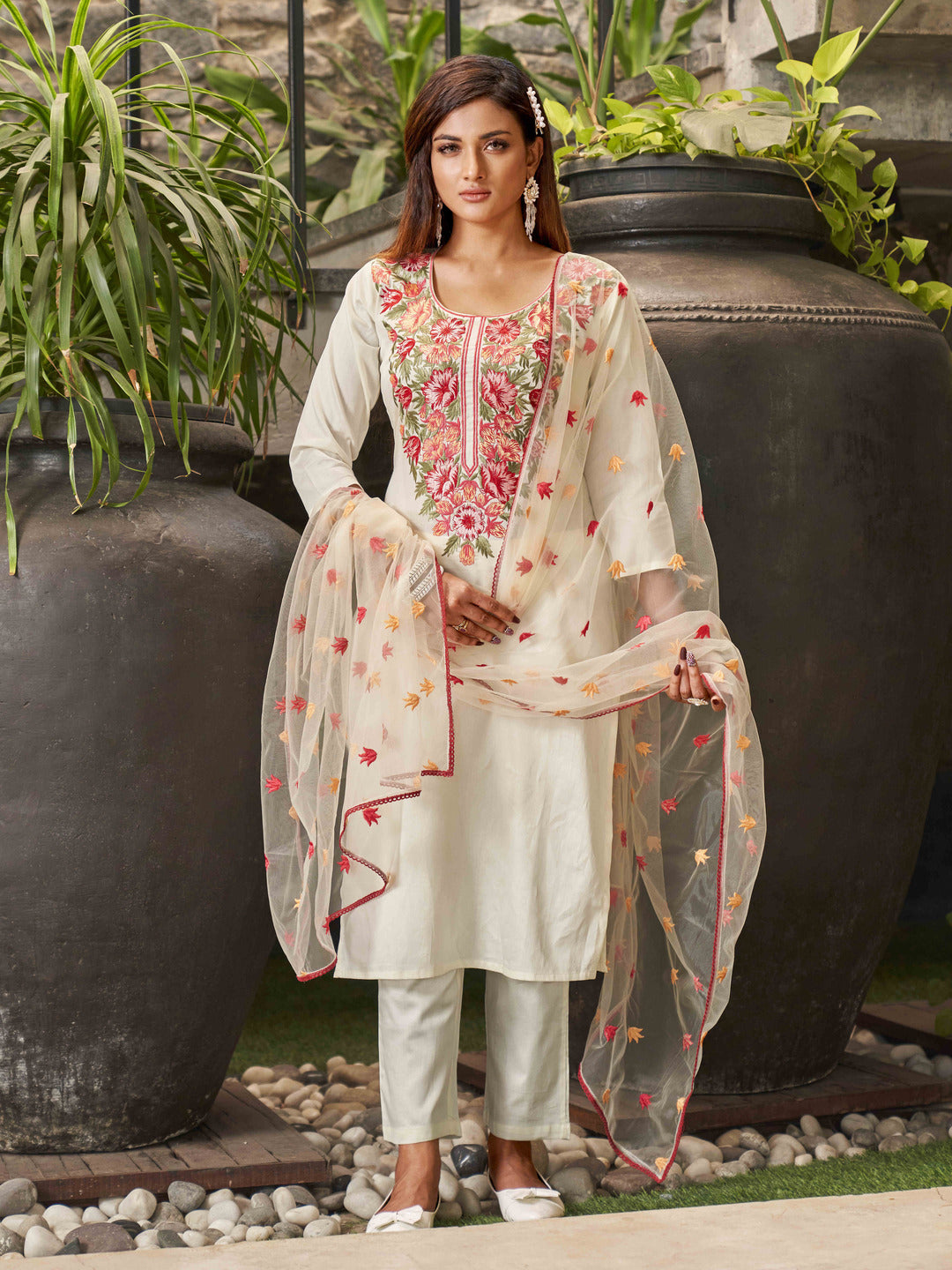 Off-White-Cotton-Parsi-Work-Kurta-Set