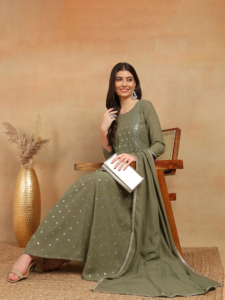 ZERESOUQ-Olive-Georgette-Solid-Embroidered-3-Piece-Kurta-Set