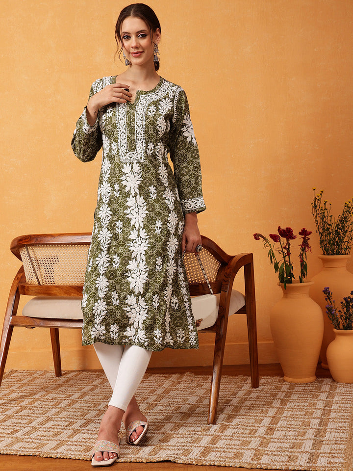 Olive-Green-&-White-Chanderi-Silk-Embroidered-Chikankari-Kurta