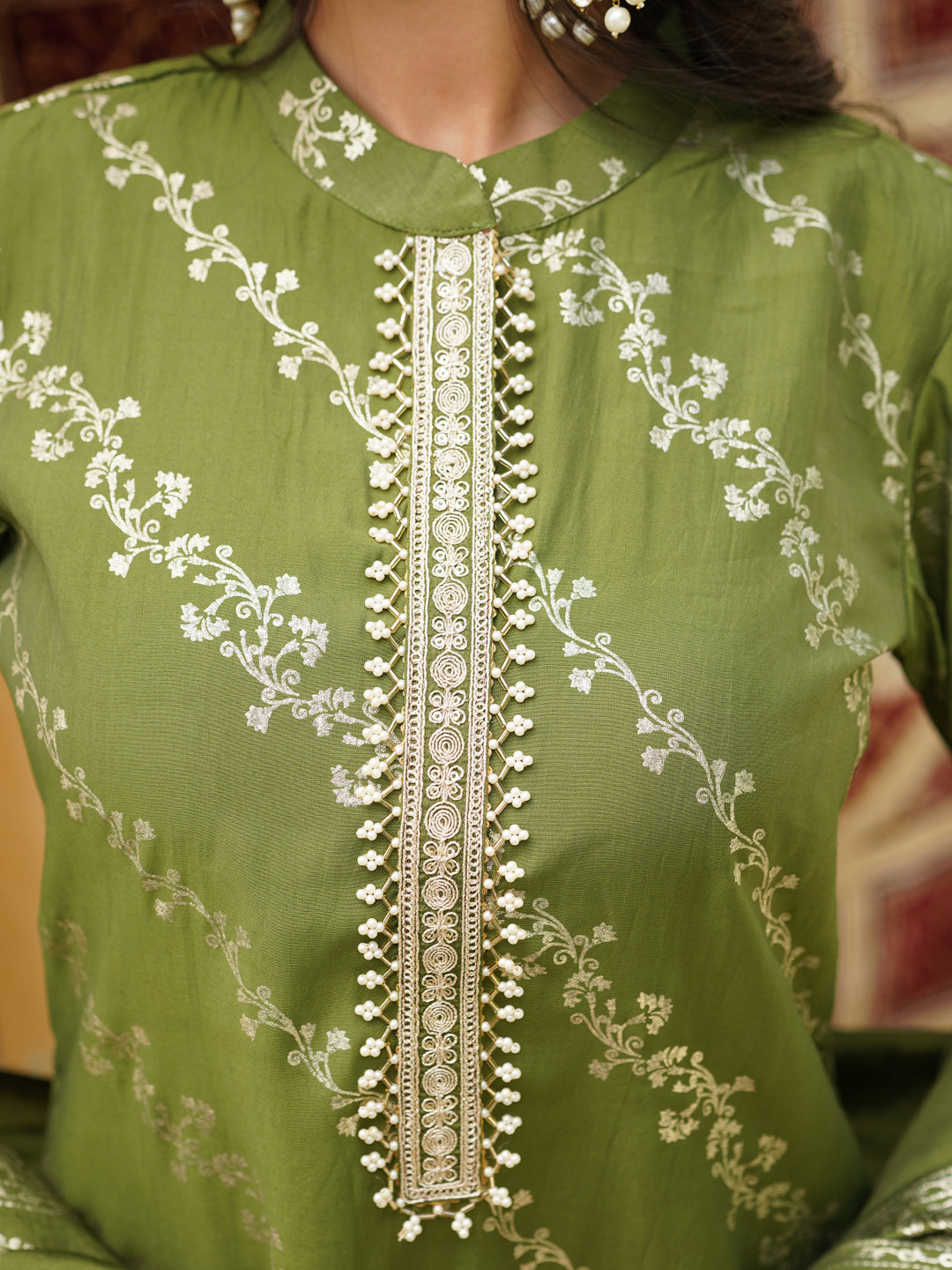 Olive-Silk-Blend-Floral-Printed-3-Piece-Kurta-Set