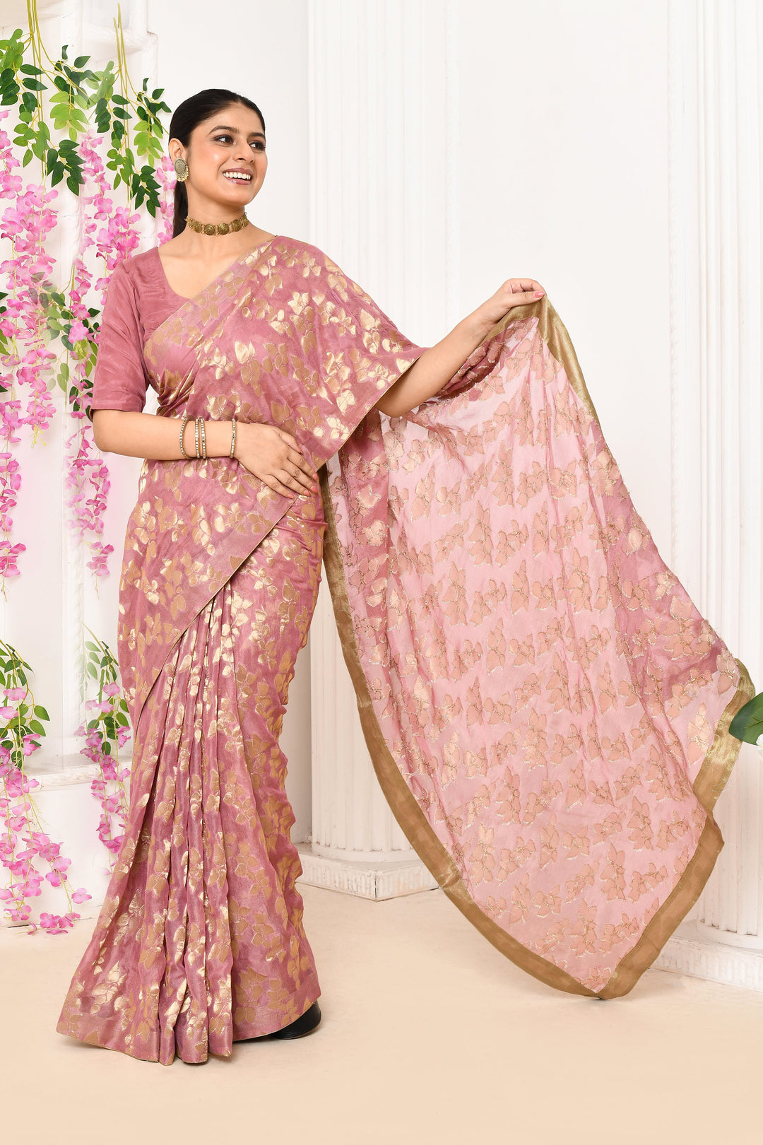 Onion-Pink-Jute-Upada-Golden-Leaf-Pattern-Saree