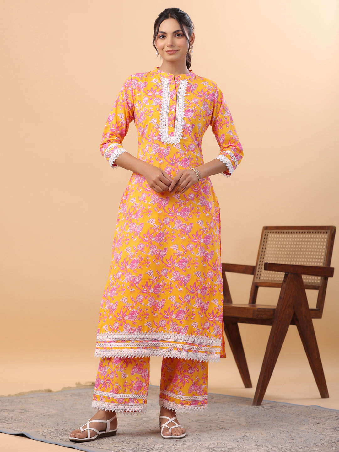 ZERESOUQ-Orange-Cambric-Floral-Print-Straight-2-Piece-Kurta-Set