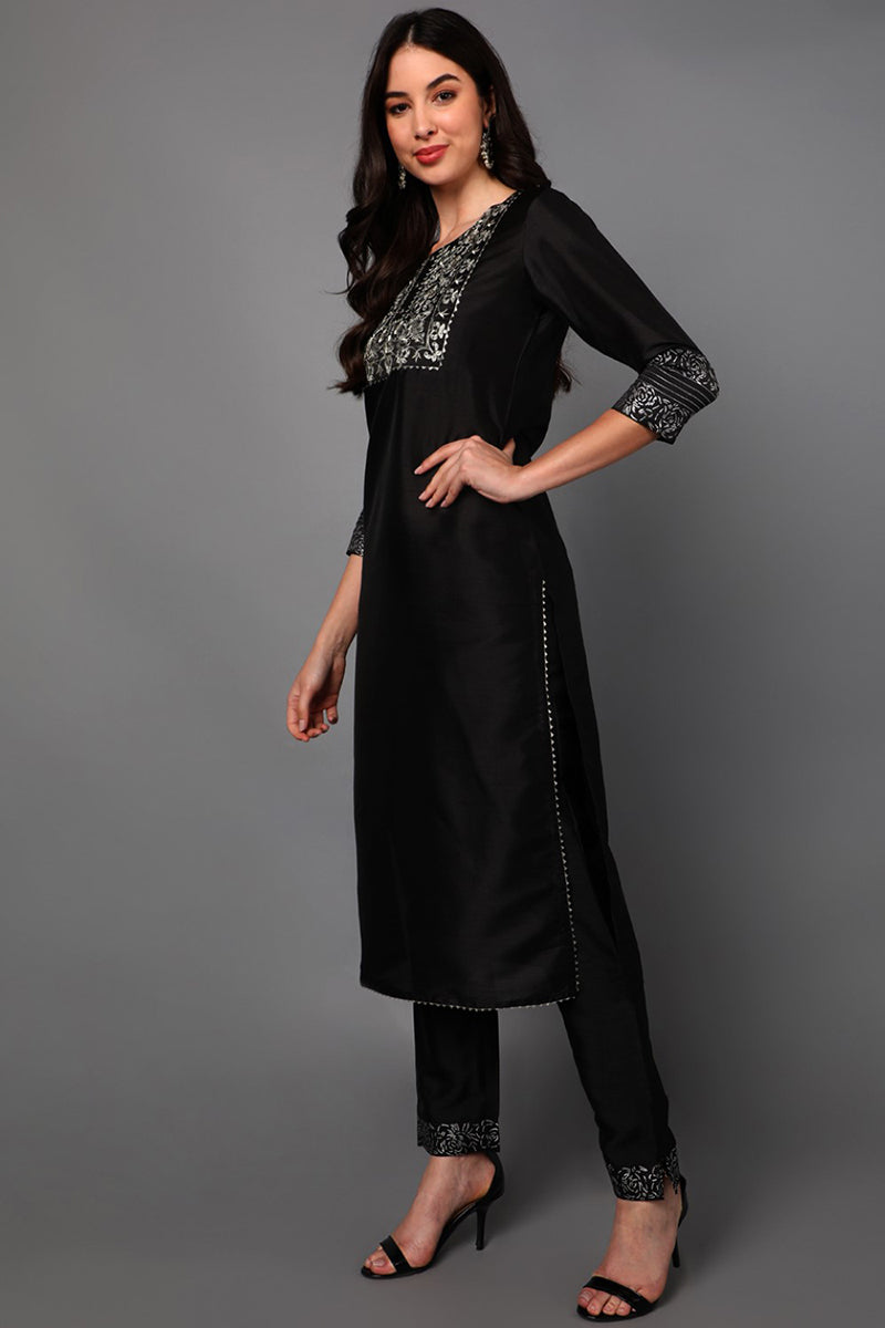 Black-Floral-Yoke-Design-Panelled-Suit-Set