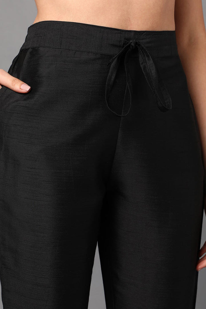 Black-Floral-Yoke-Design-Panelled-Suit-Set