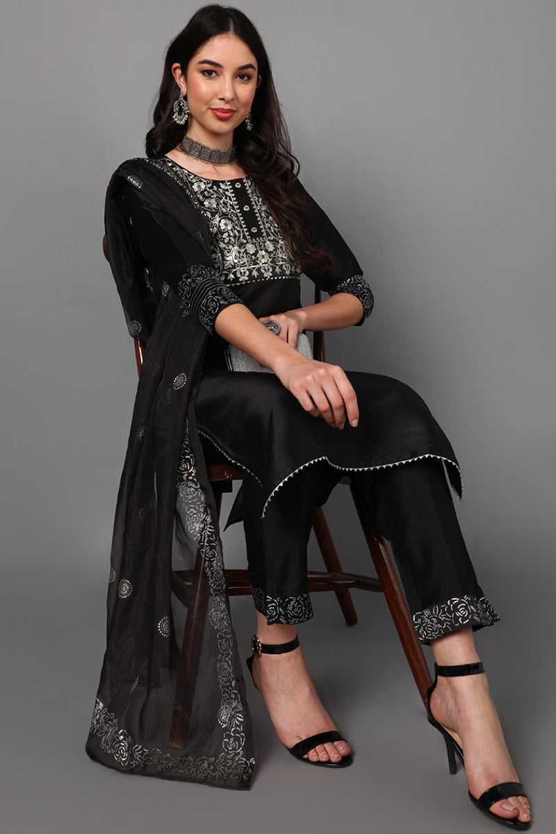 Black-Floral-Yoke-Design-Panelled-Suit-Set
