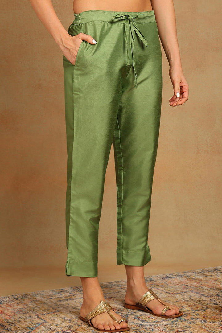 Green-Poly-Silk-Solid-Yoke-Design-3-Piece-Kurta-Set