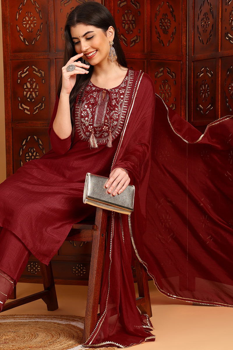 Red-Silk-Blend-Embroidered-3-Piece-Kurta-Set