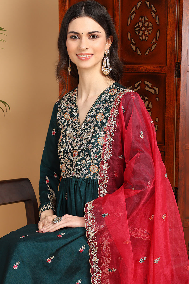 Green-Silk-Blend-Solid-Yoke-Design-Flared-Kurta-Set