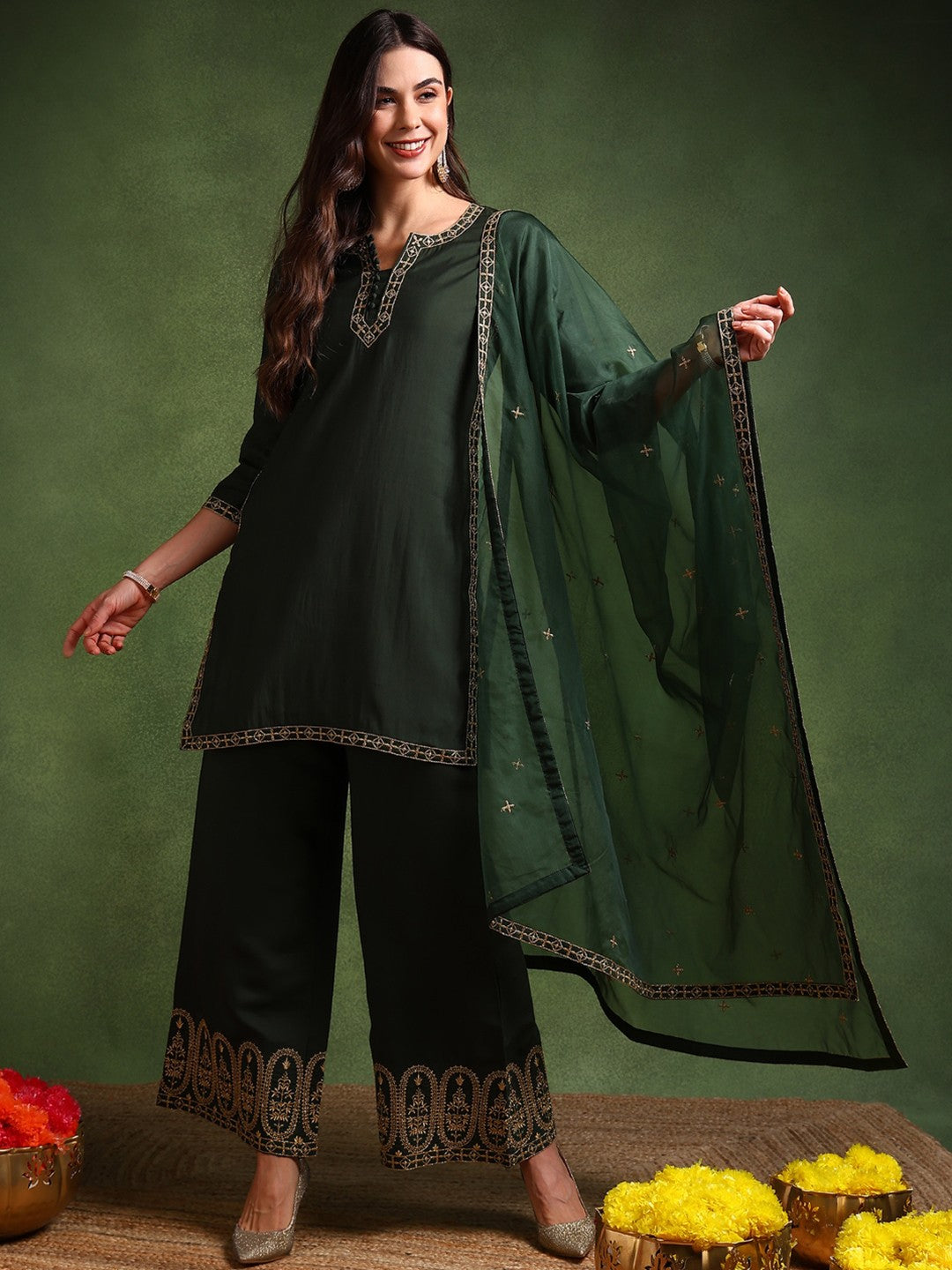 Green Silk Blend Solid Embroidered Straight Kurta Palazzo With Dupatta