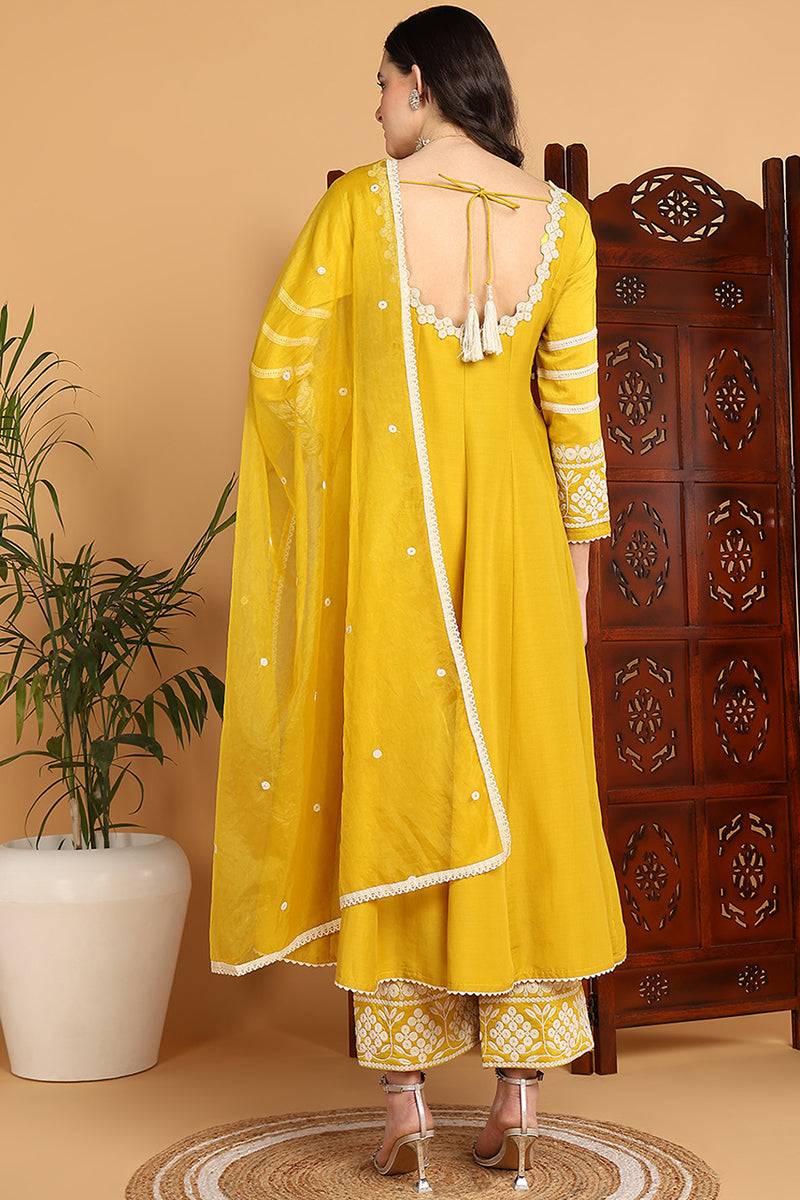 ZERESOUQ-Yellow-Silk-Blend-Solid-Embroidered-Anarkali-Set