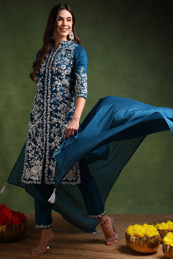 Teal-Blue-Silk-Blend-Solid-Embroidered-Straight-Kurta-Set