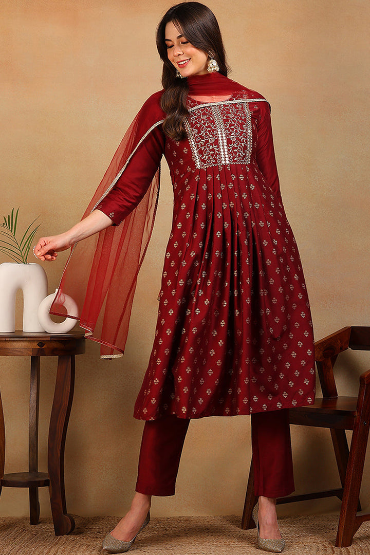 Maroon-Silk-Blend-Solid-Design-Flared-3-Piece-Kurta-Set