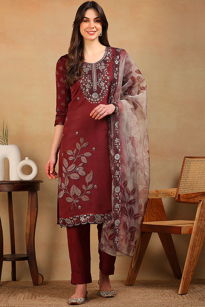 White-Silk-Blend-Embroidered-Straight-3-Piece-Kurta-Set