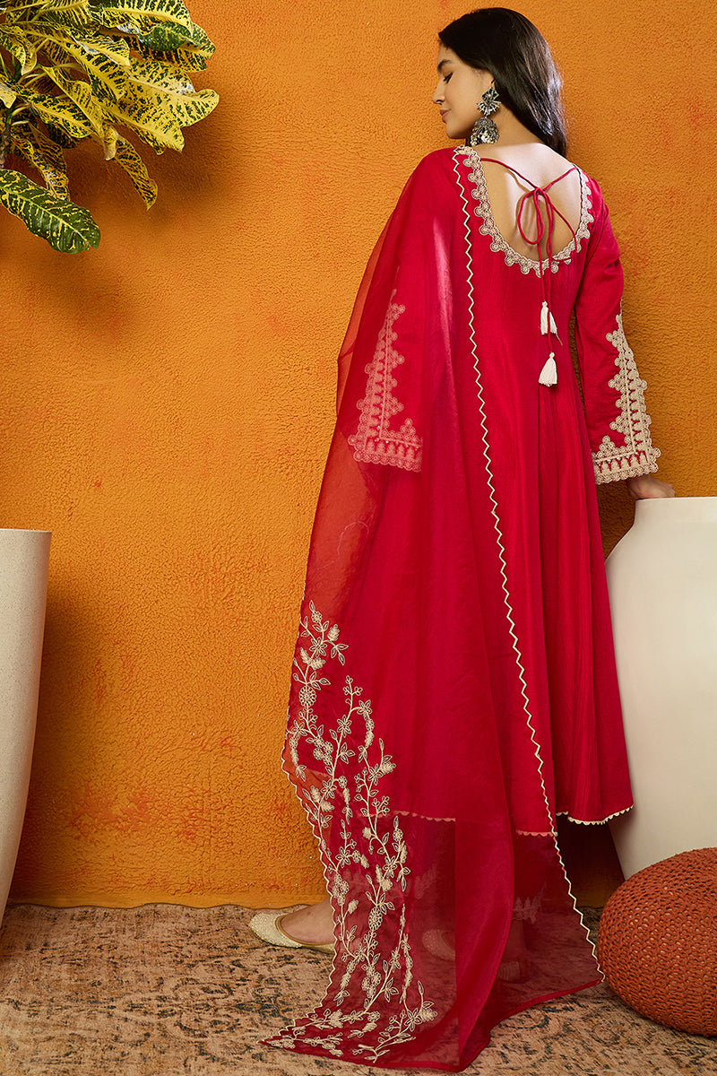 White-Silk-Blend-Embroidered-Straight-3-Piece-Kurta-Set