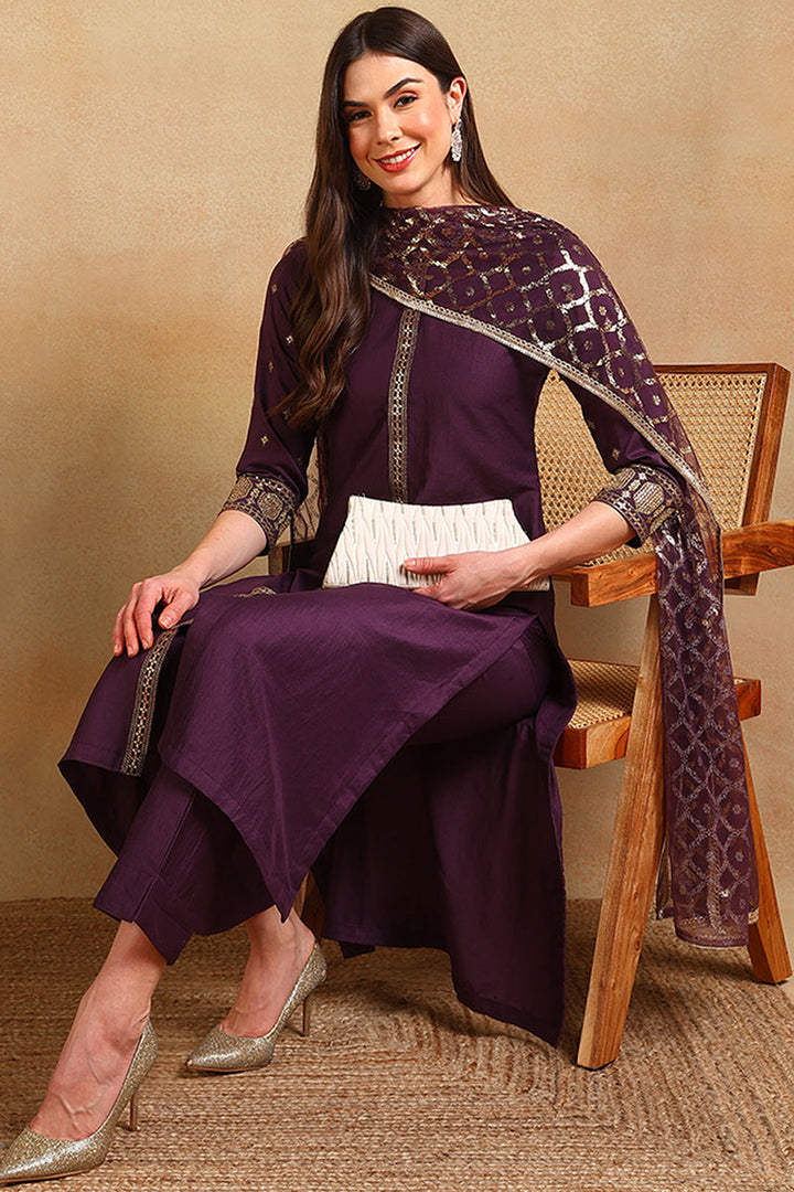 White-Silk-Blend-Embroidered-Straight-3-Piece-Kurta-Set
