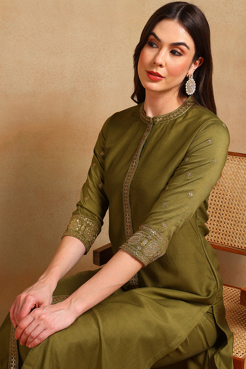 White-Silk-Blend-Embroidered-Straight-3-Piece-Kurta-Set