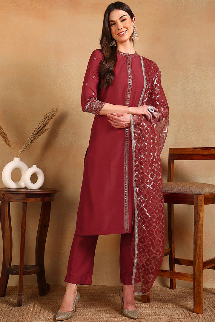 White-Silk-Blend-Embroidered-Straight-3-Piece-Kurta-Set