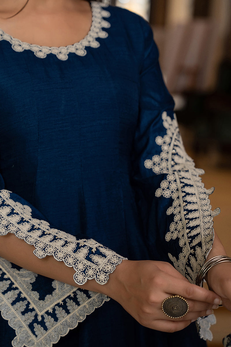 Blue-Silk-Blend-Solid-Embroidered-Anarkali-3-Piece-Anarkali-Set