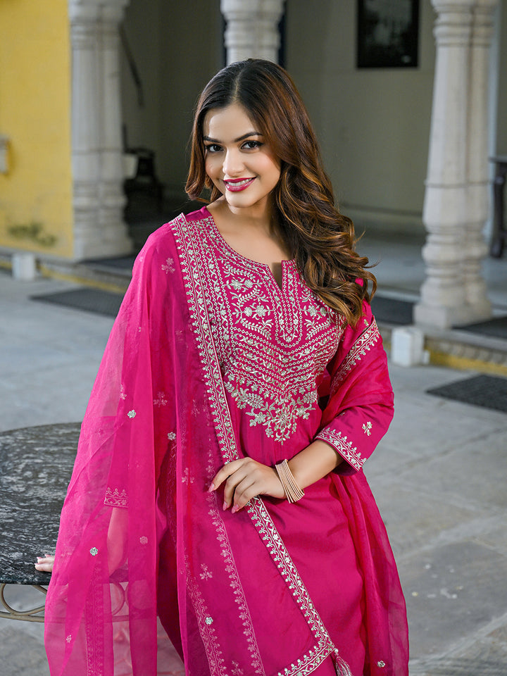 Pink Silk Blend Solid Embroidered Straight 3-Piece Kurta Set