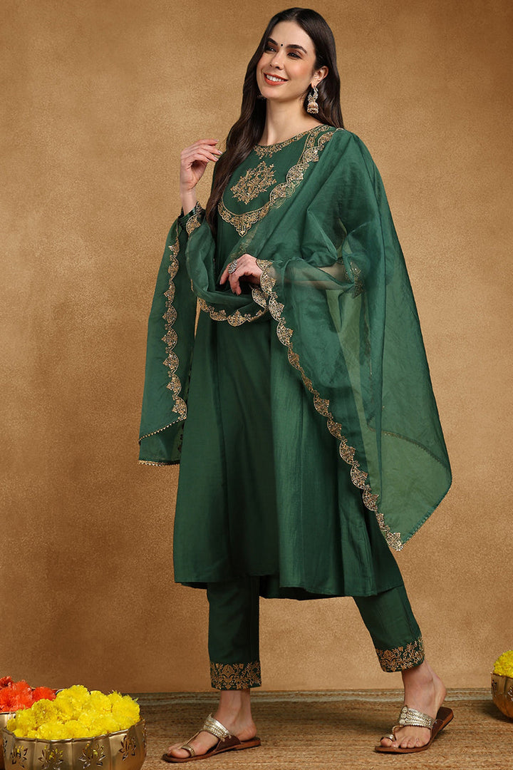 Green-Silk-Blend-Solid-Embroidered-3-Piece-Anarkali-Set