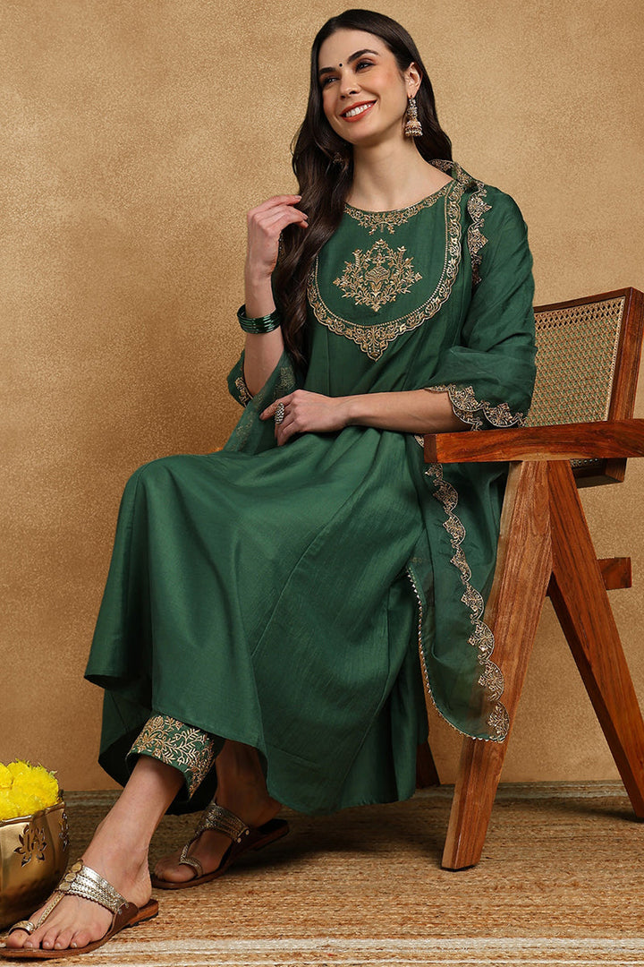 Green-Silk-Blend-Solid-Embroidered-3-Piece-Anarkali-Set