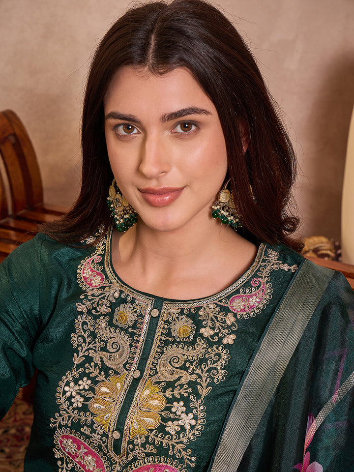 Green Silk Blend Solid Embroidered Straight Kurta Trouser With Dupatta