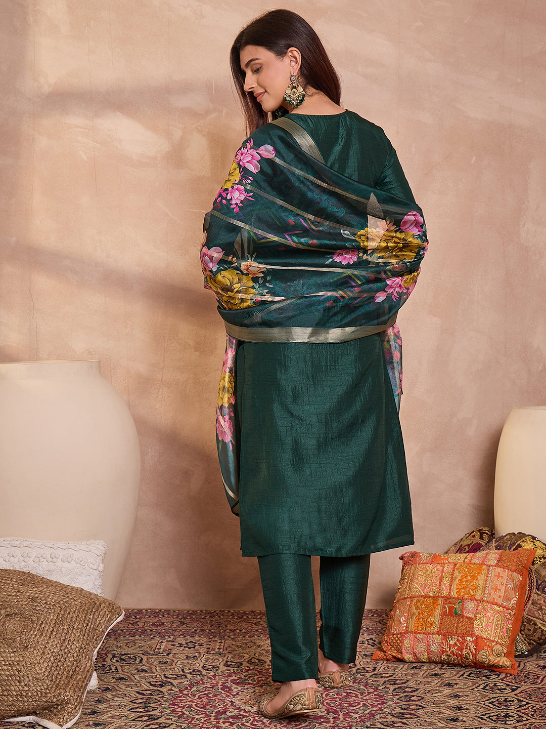Green Silk Blend Solid Embroidered Straight Kurta Trouser With Dupatta