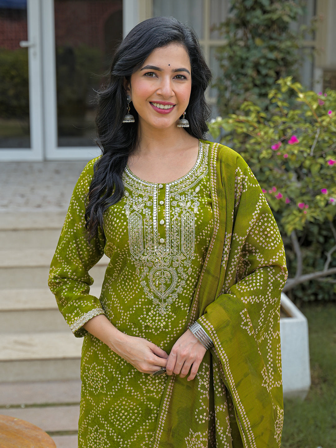 Green Silk Blend Bandhani Embroidered Straight 3-Piece Kurta Set