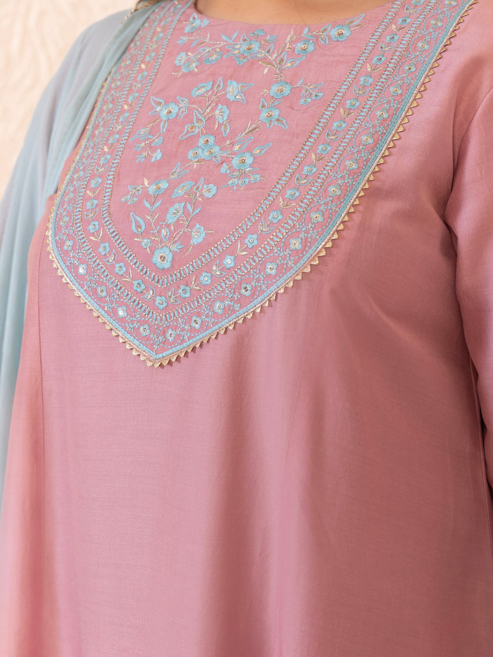 Pink-Chinon-Embroidery-3-Piece-Kurta-Set