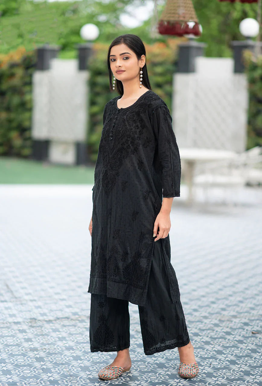 ZERESOUQ-Patola-Black-Dobby-Cotton-Thread-Work-2-Piece-Kurta-Set