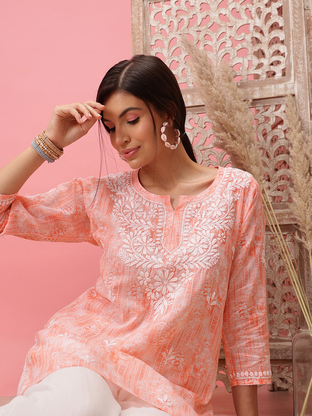 Peach-&-White-Cotton-Embroidered-Chikankari-Tunic