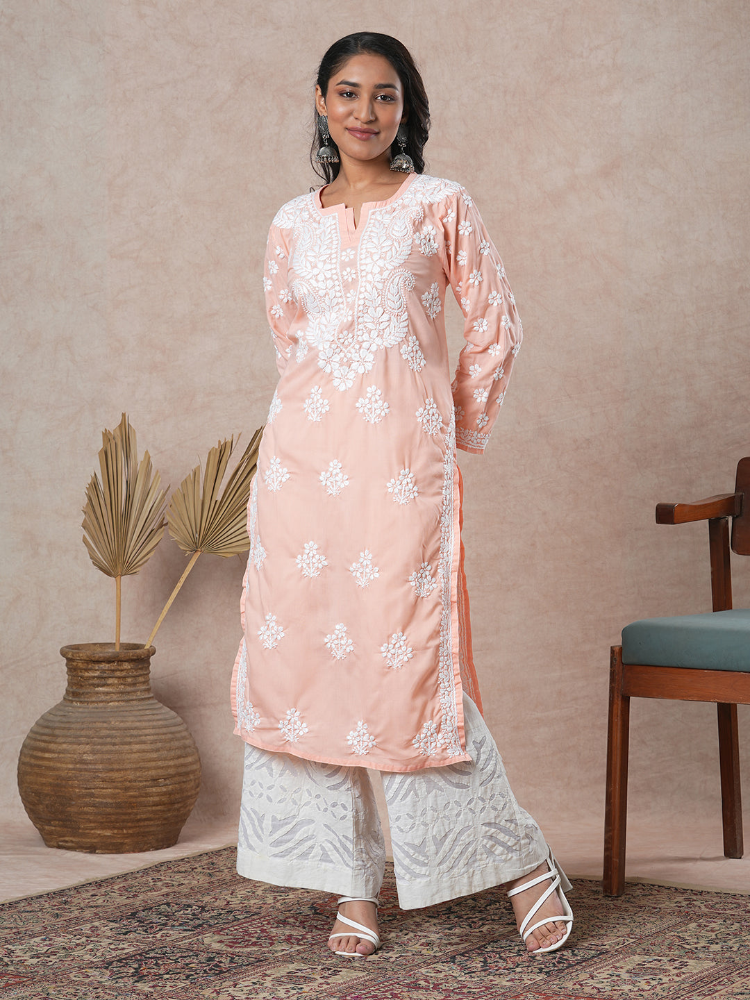 Peach-&-White-Cotton-Floral-Notch-Neck-Chikankari-Kurta