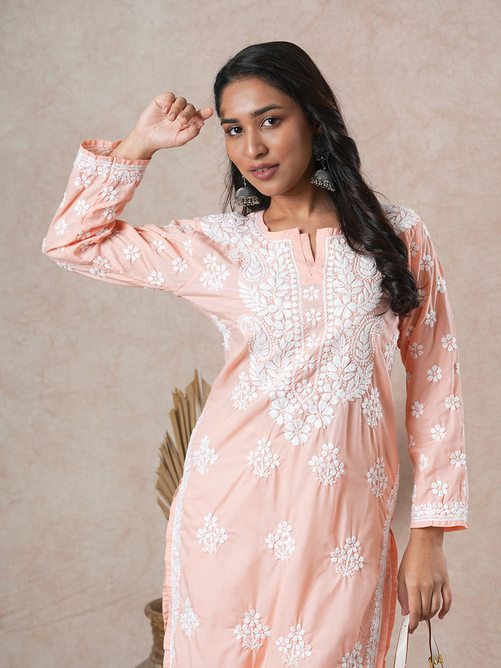 Peach-&-White-Cotton-Floral-Notch-Neck-Chikankari-Kurta