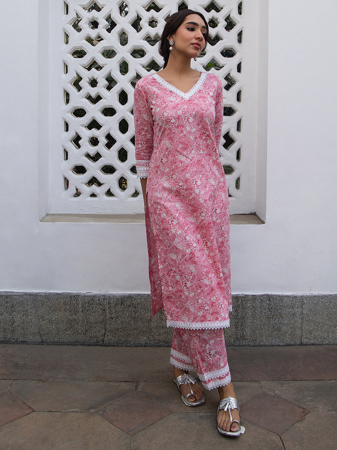 ZERESOUQ-Pink-Cambric-Floral-Print-Regular-2-Piece-Kurta-Set