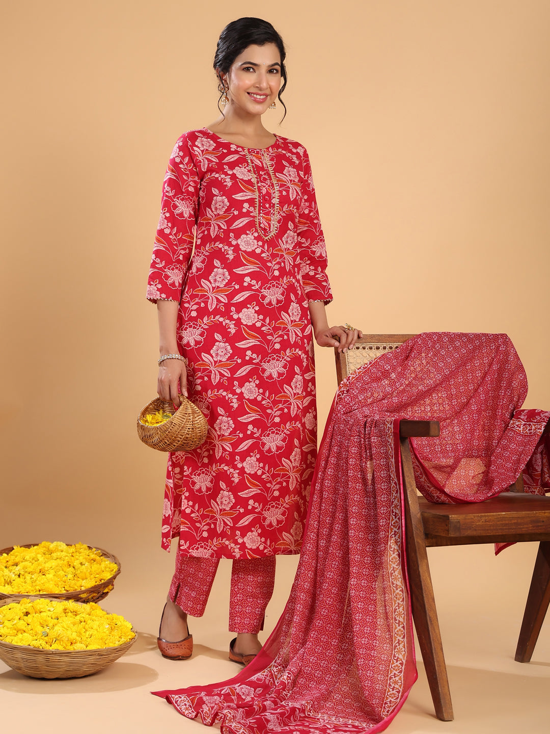 Pink-Cambric-Floral-Straight-3-Piece-Kurta-Set