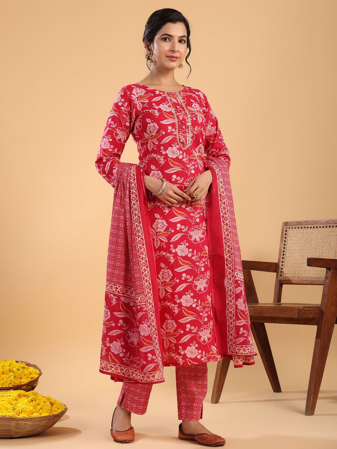 Pink-Cambric-Floral-Straight-3-Piece-Kurta-Set