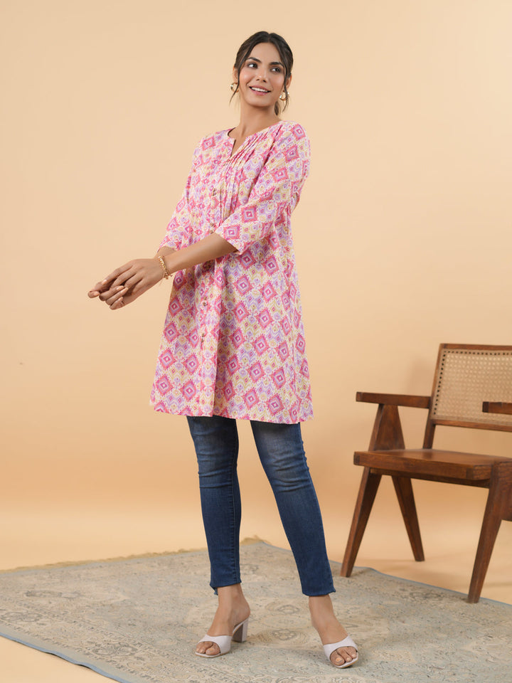 Pink-Cambric-Geometric-Printed-Pleated-Tunic