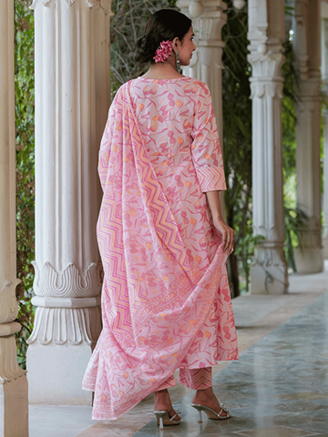 Pink-Cotton-Embroidered-3-Piece-Kurta-Set