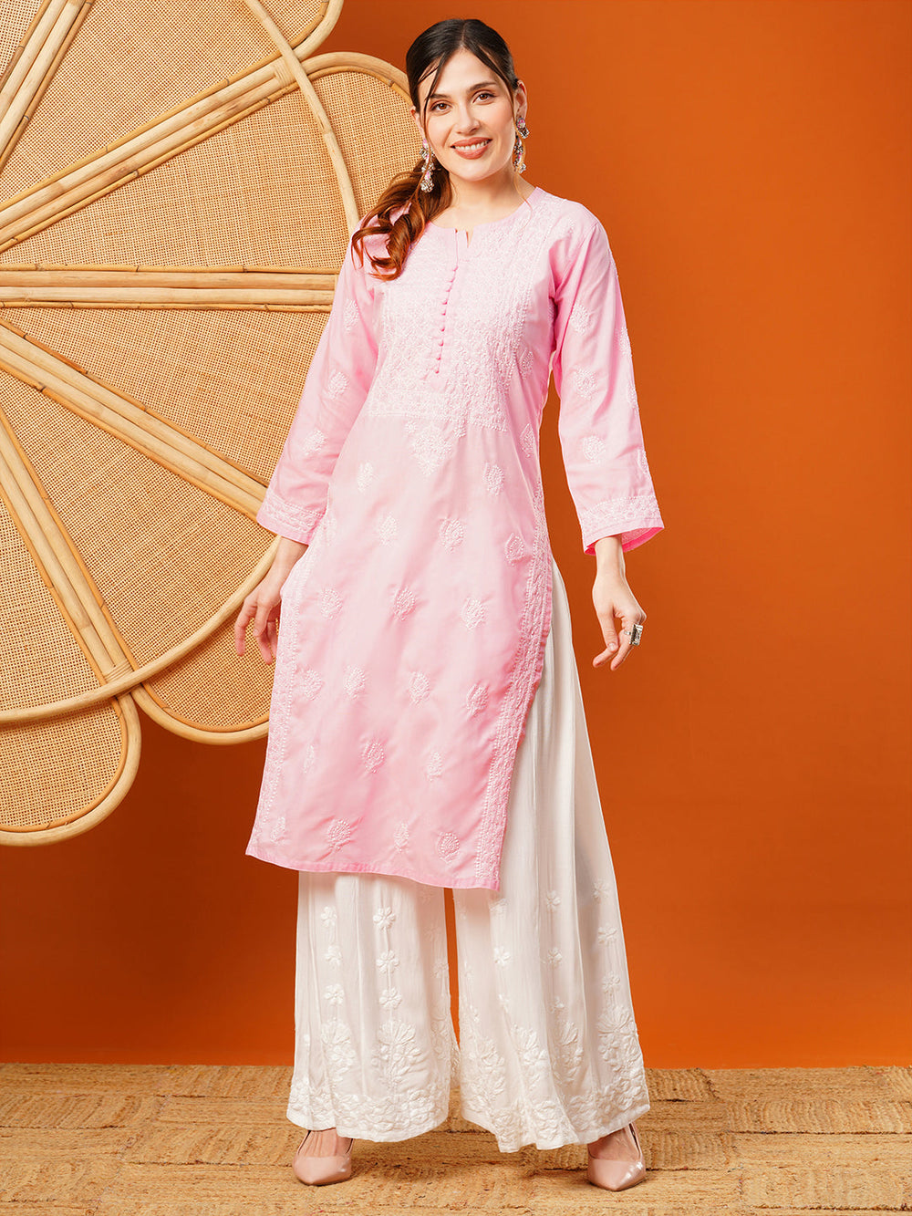 Pink-Cotton-Embroidered-Chikankari-Kurta