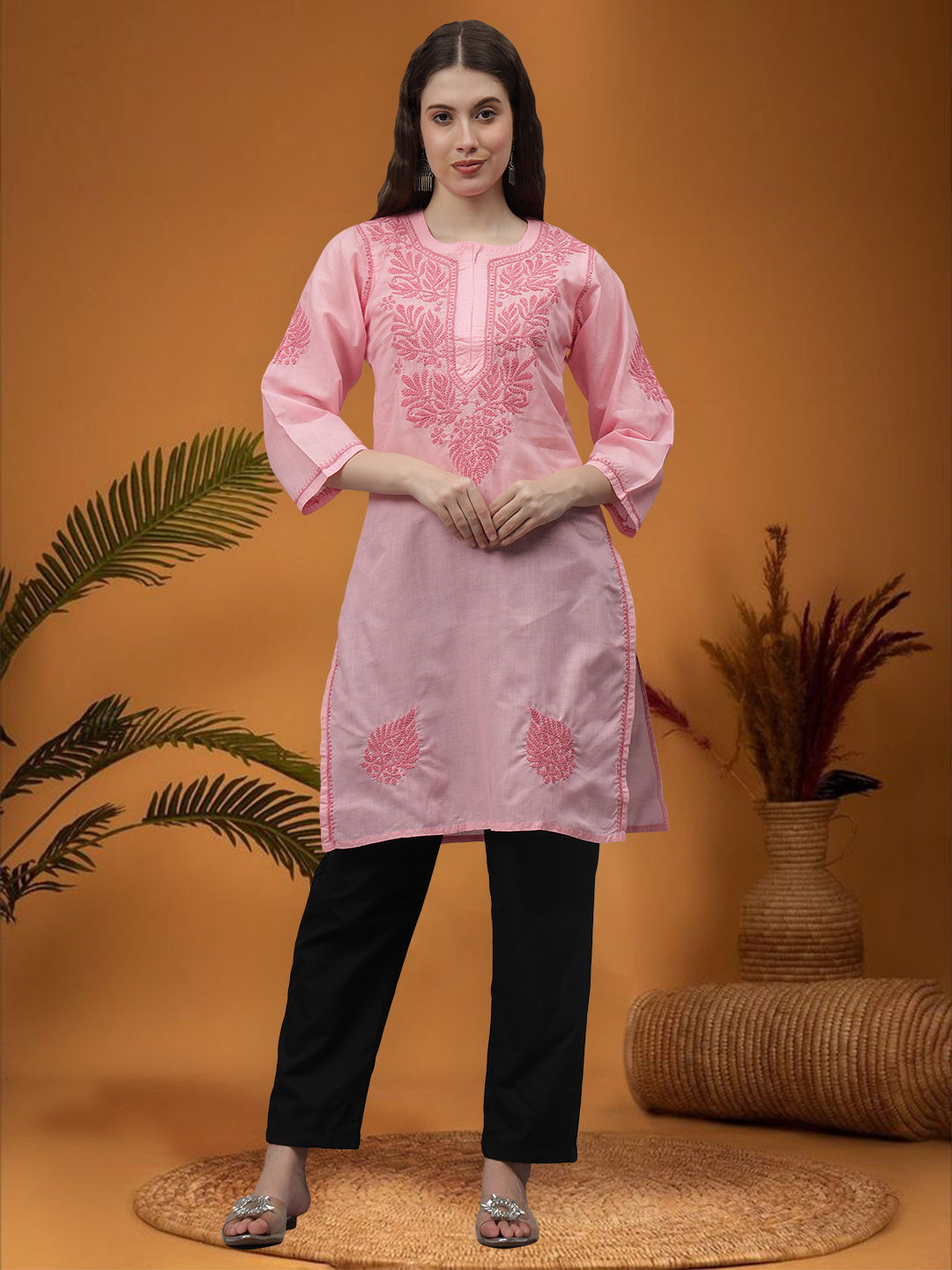 Pink-Cotton-Embroidery-Chikankari-Kurti