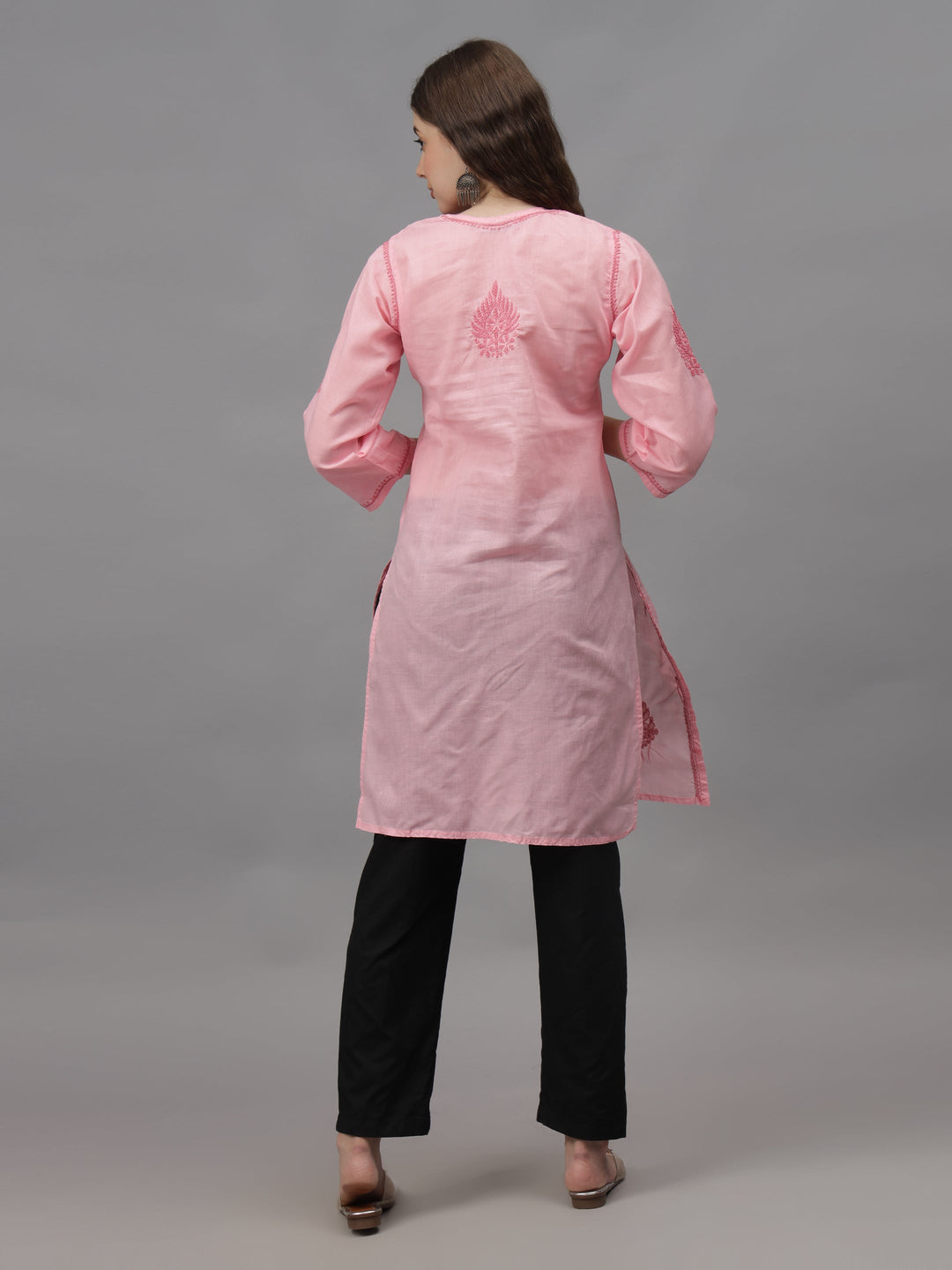 Pink-Cotton-Embroidery-Chikankari-Kurti