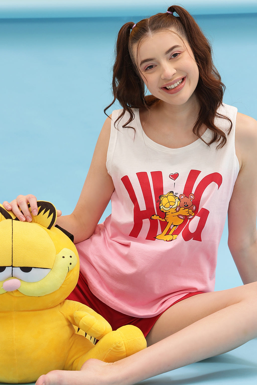 Pink-Cotton-Garfield-Print-Sleeveless-Top-&-Shorts-Set